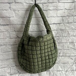 SOLD OUT COLOR PREOWNED FREE PEOPLE FP MOVEMENT QUILTED CARYALL OLIVE GREEN